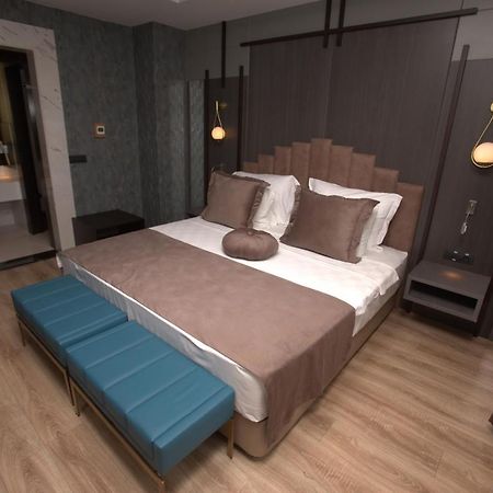 The Green Park Ґазіантеп Екстер'єр фото A bedroom at the hotel