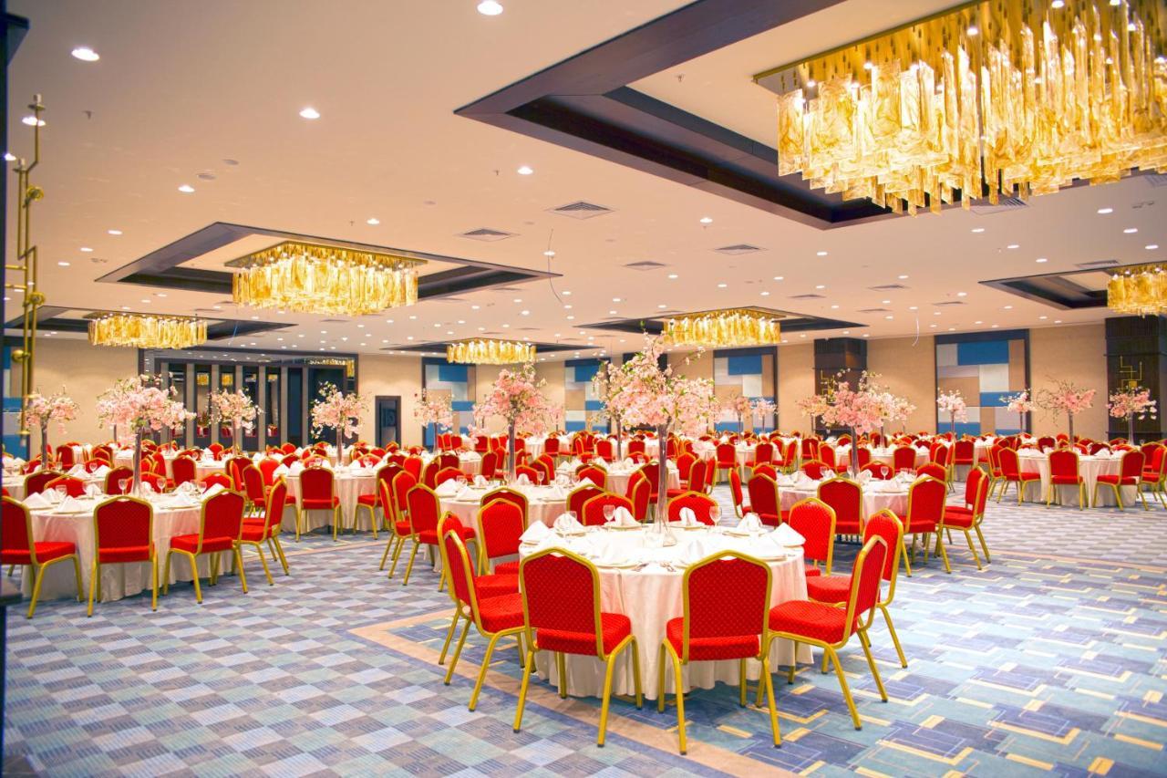 The Green Park Ґазіантеп Екстер'єр фото The ballroom of the hotel