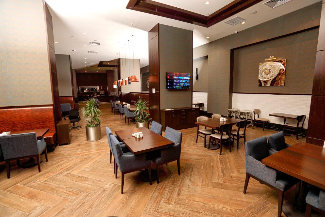 The Green Park Ґазіантеп Екстер'єр фото The lounge at the airport