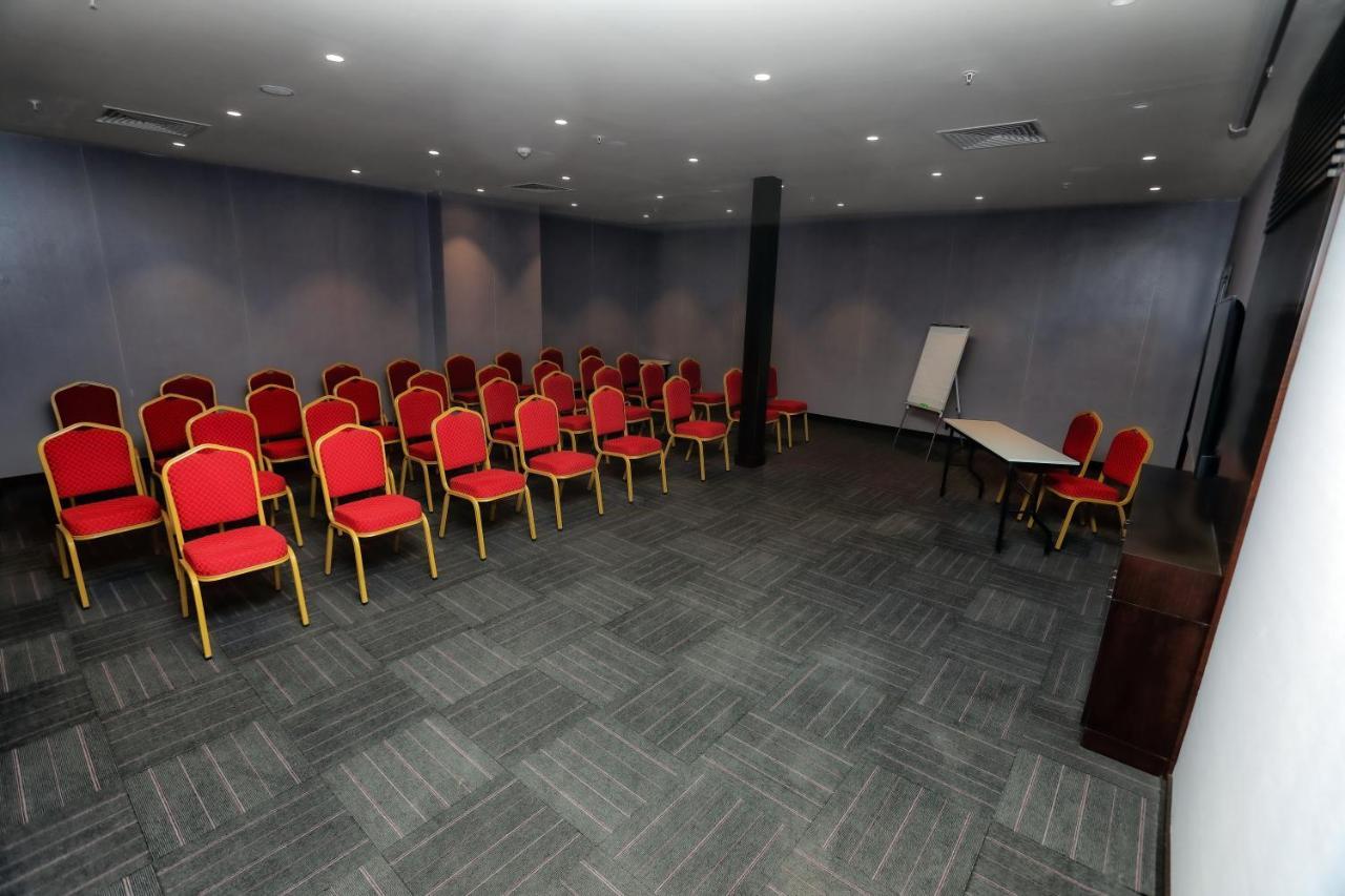 The Green Park Ґазіантеп Екстер'єр фото The meeting room