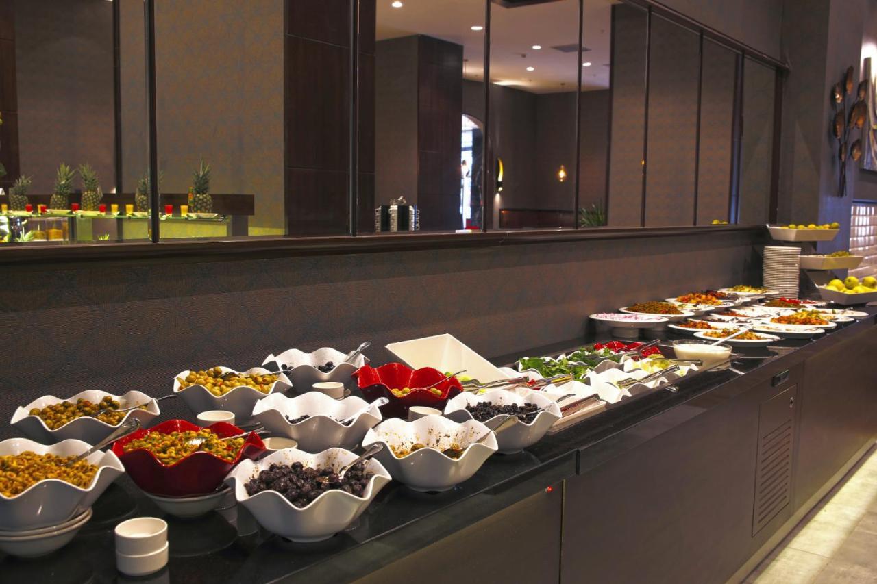 The Green Park Ґазіантеп Екстер'єр фото A salad bar
